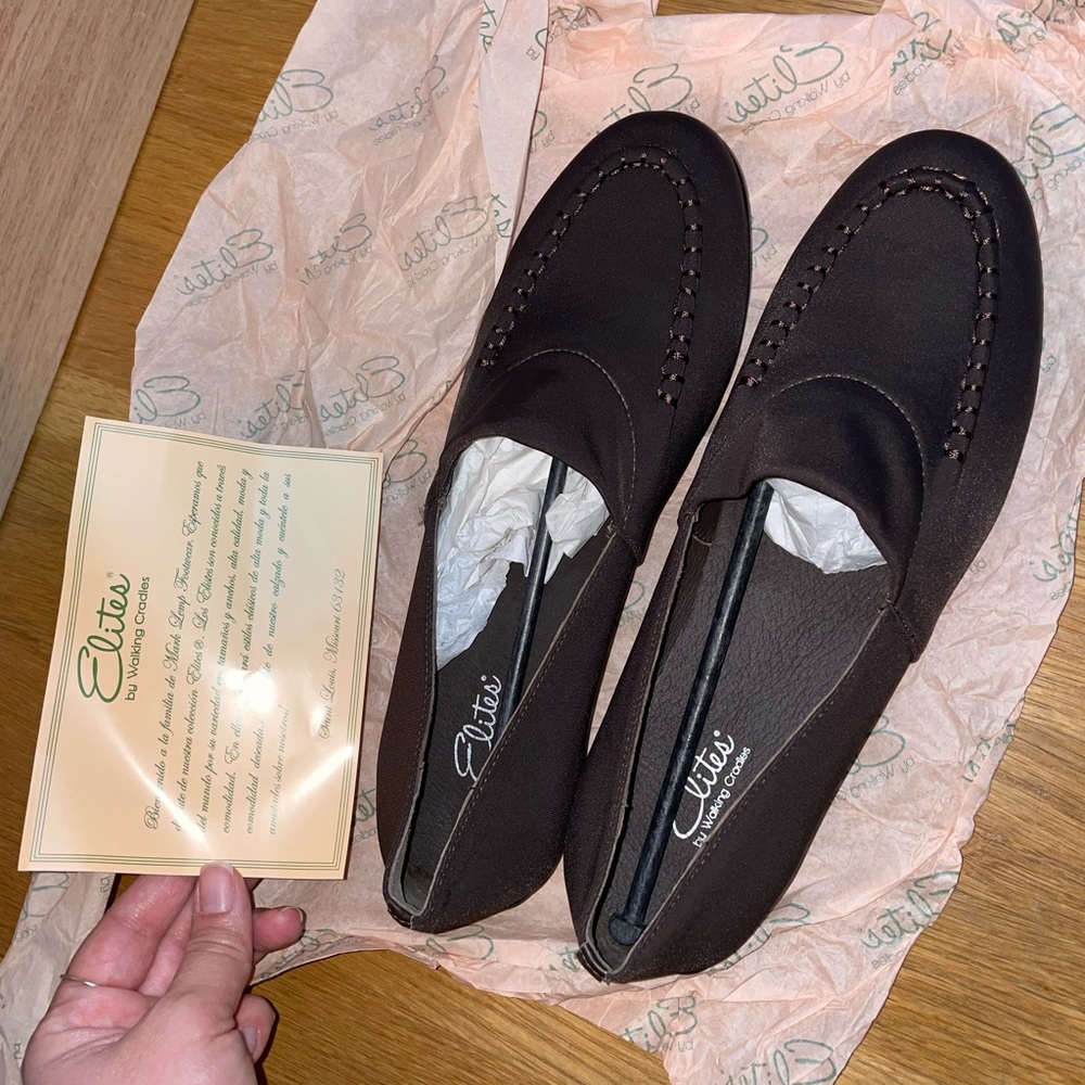 Shoes - Picture 8 of 10